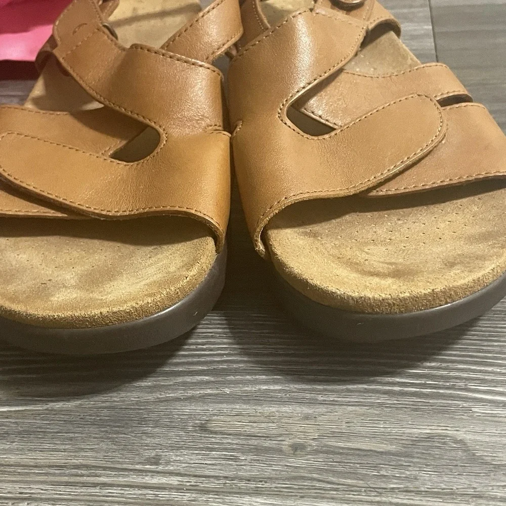 SAS Tripad Comfort Women's Sz 11 NARROW Huggy Leather Sandals Caramel